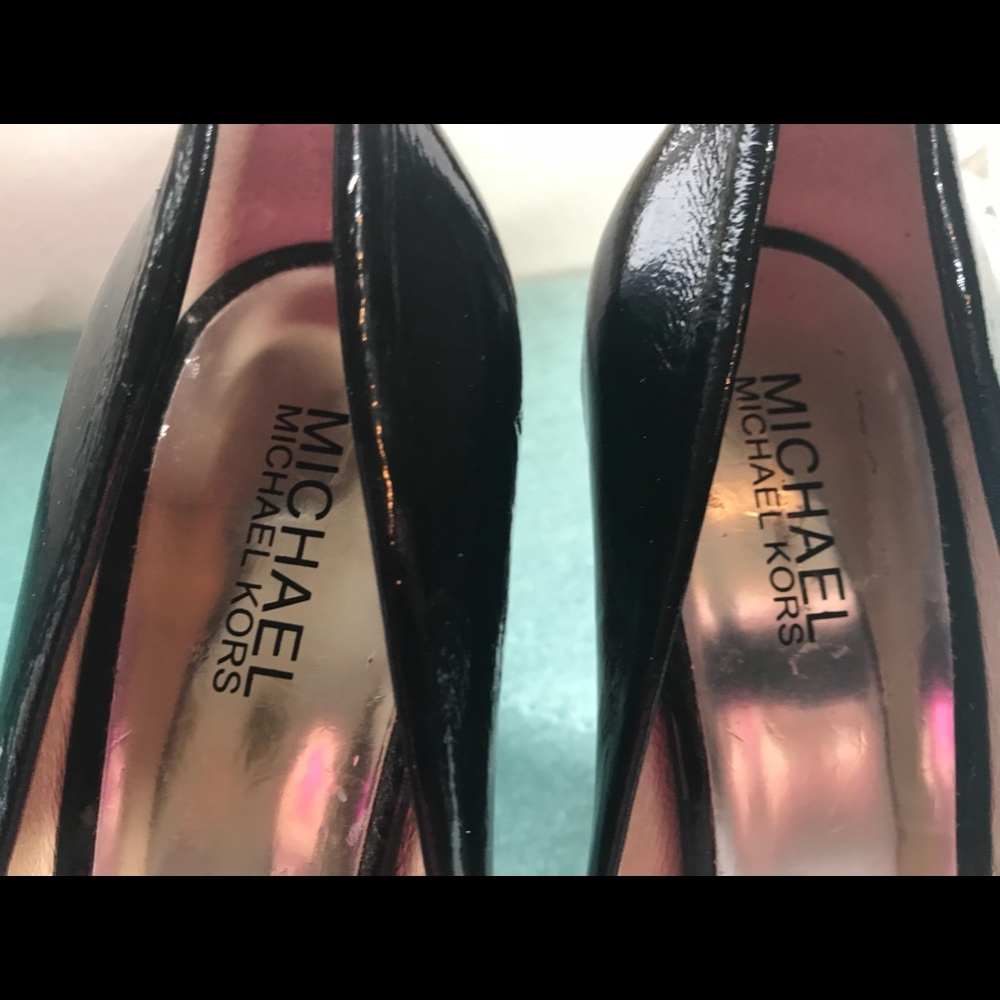 Shoes - Picture 3 of 6